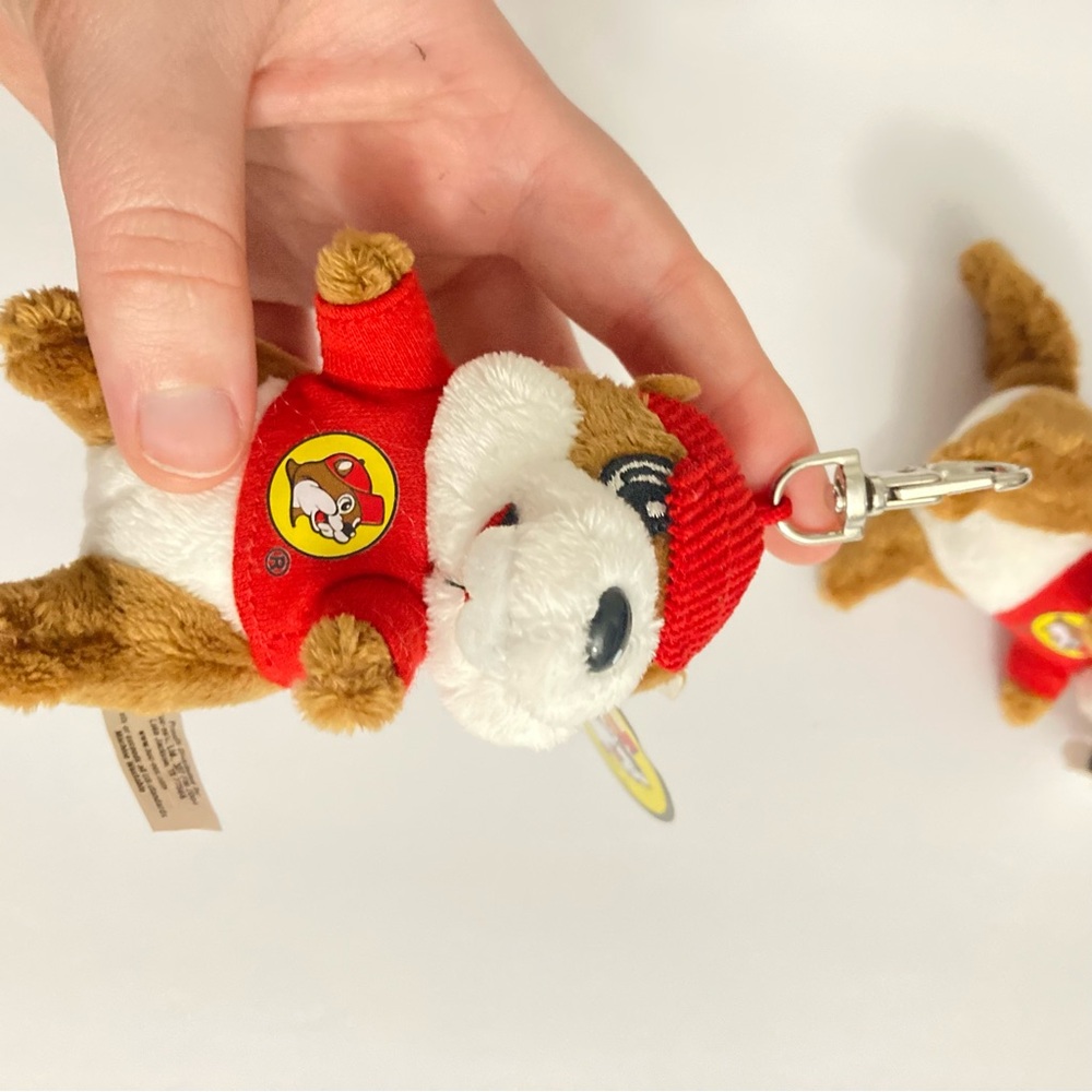 Buc-cees Beavers 4” Mini Stuffed Plush Keychain - Picture 8 of 10